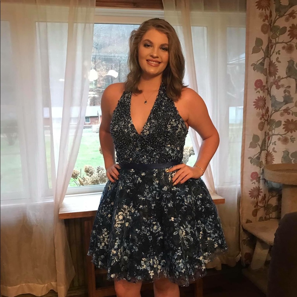 JVN by Jovani Short Formal Dress